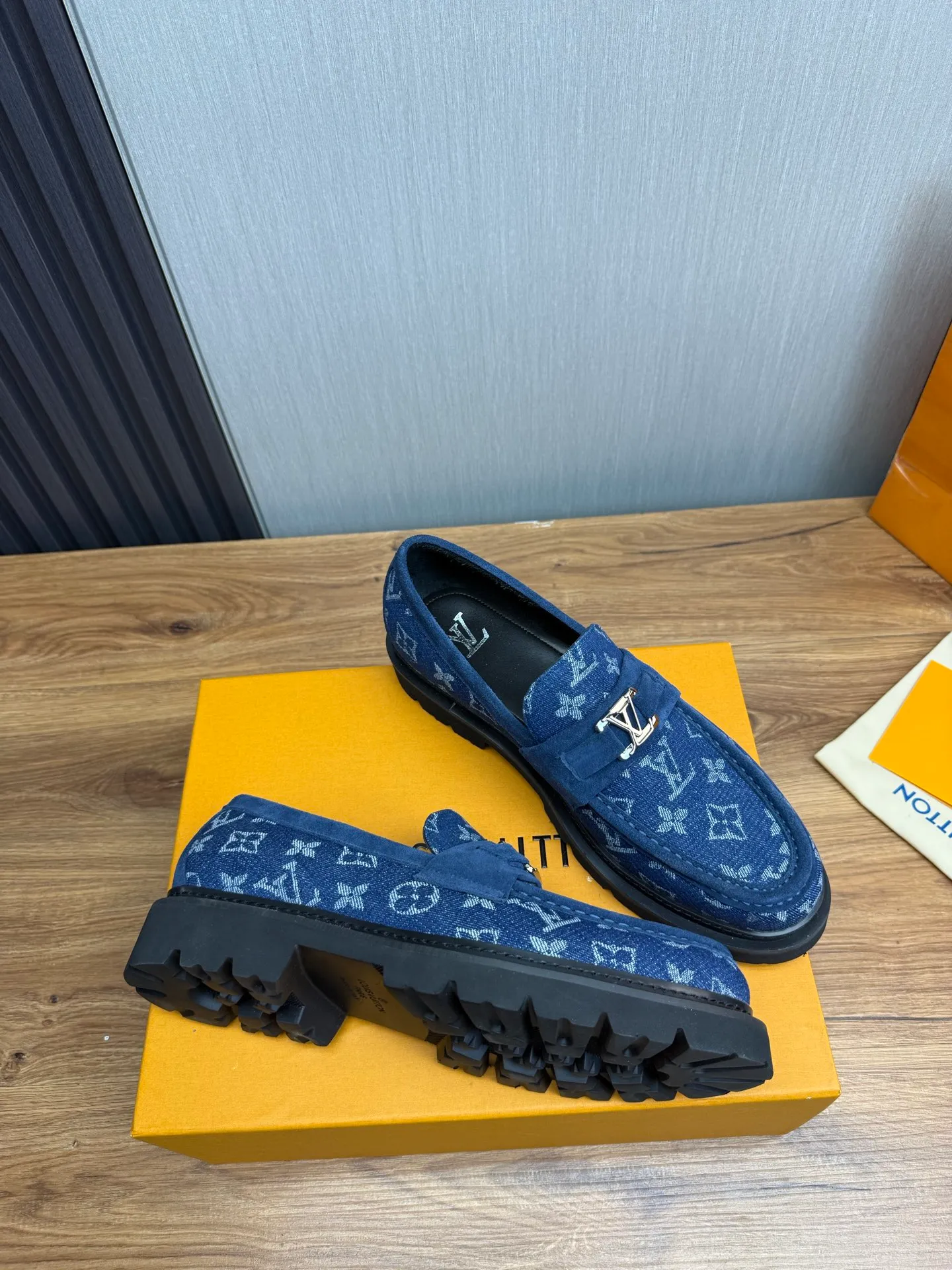 Factory 680💰 LV. Men's business casual leather shoes, all made of imported original brand leather, just to create a more comfortable wearing experience, original non-slip and wear-resistant outsole ✔️16-45 (38.45 non-returnable)